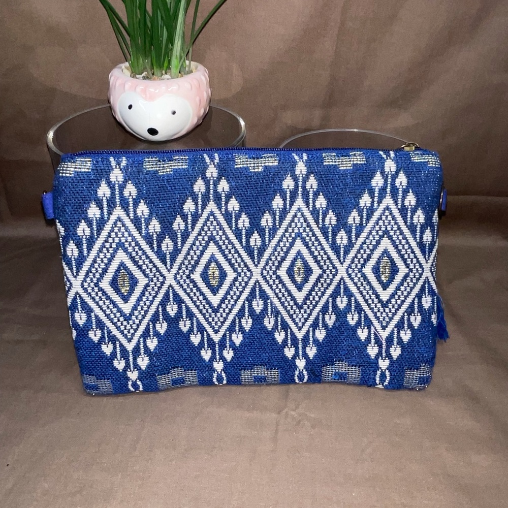 Amber rose cute hippy pouch clutch - Picture 2 of 4
